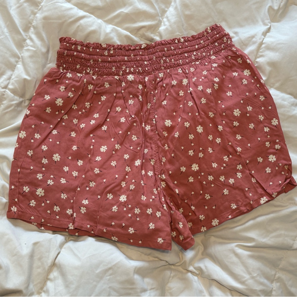 Shorts - Picture 2 of 2